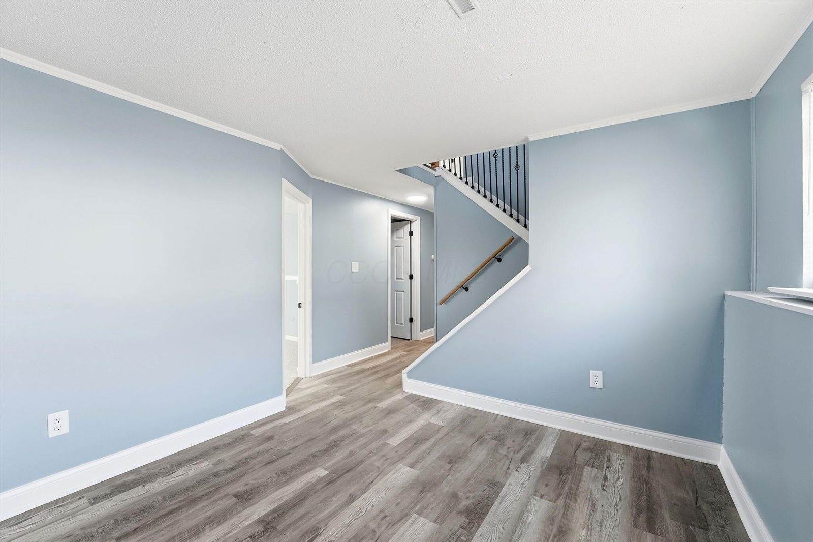 5377 Bleaker Avenue, Columbus, OH 43232