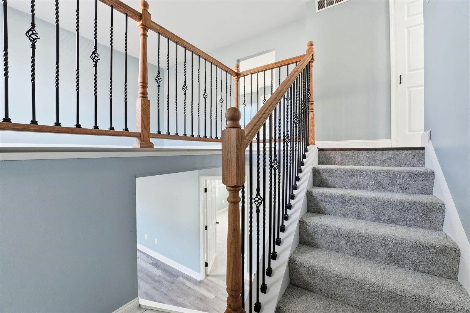 5377 Bleaker Avenue, Columbus, OH 43232