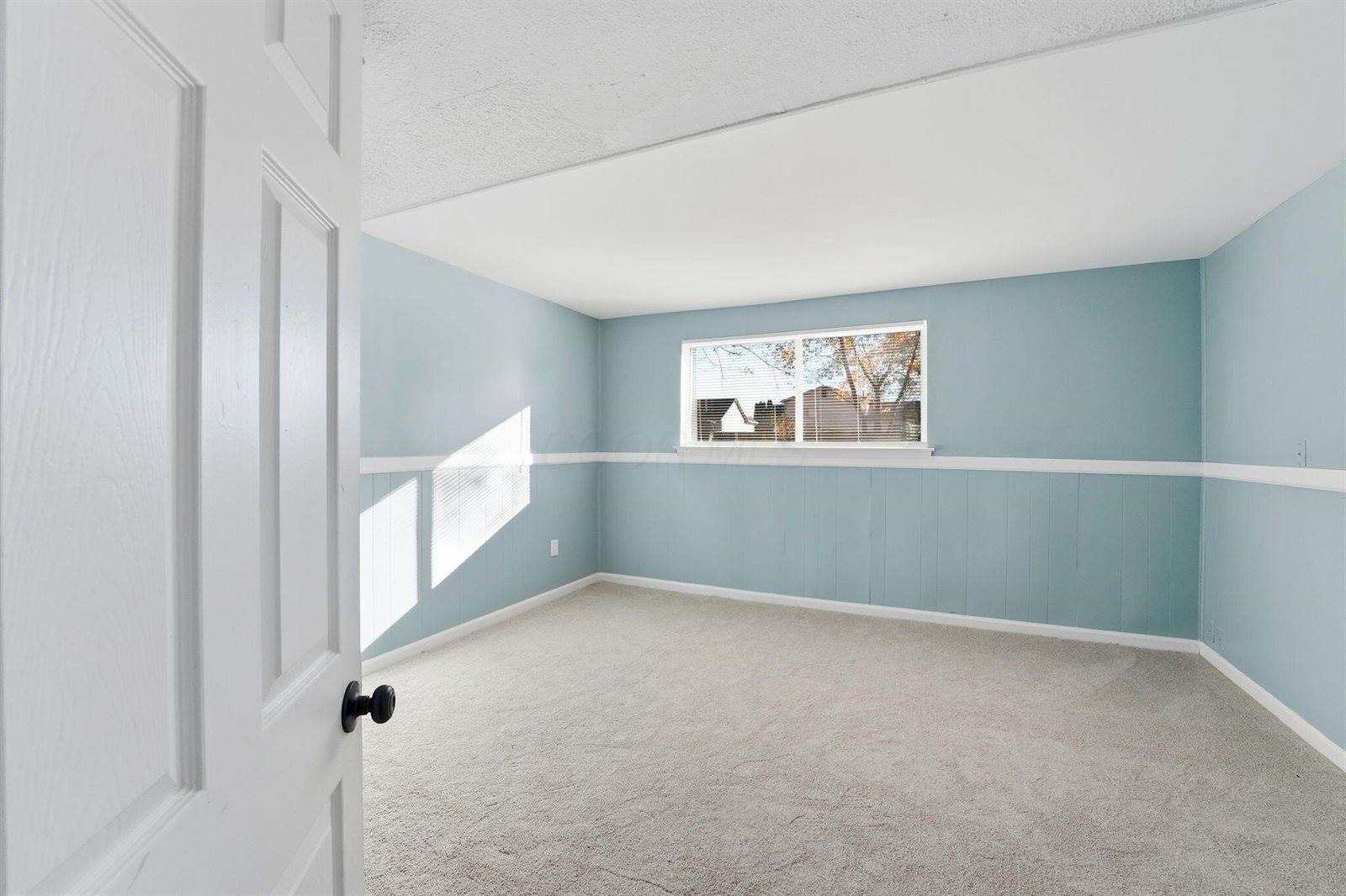 5377 Bleaker Avenue, Columbus, OH 43232