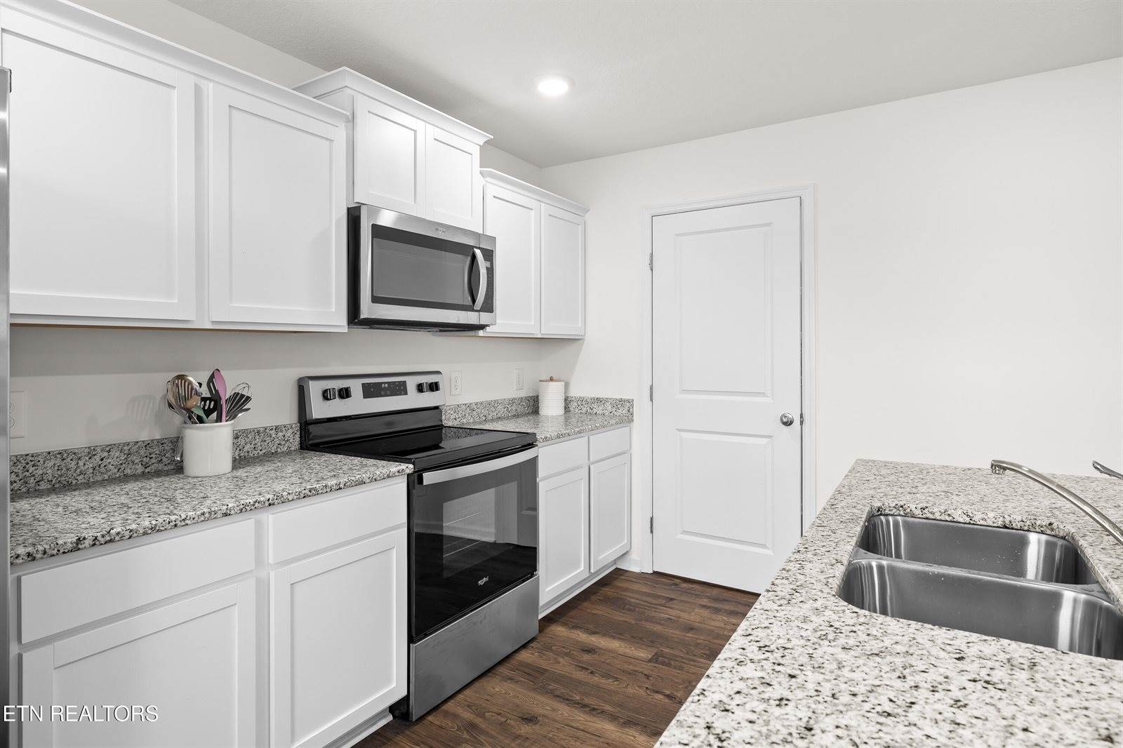 168 Crescent Circle, Niota, TN 37826