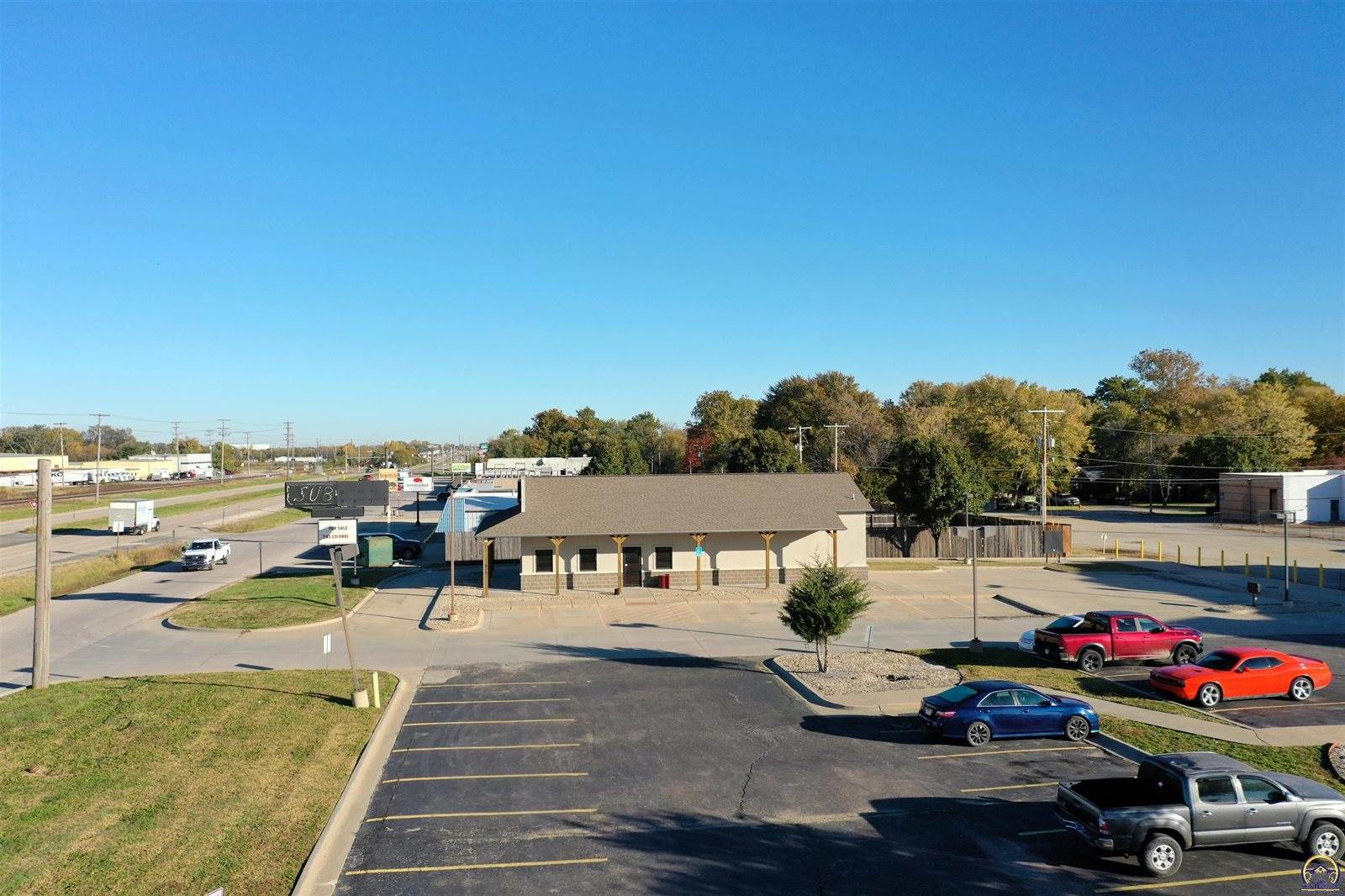 5916 SW Topeka BLVD, Topeka, KS 66619