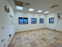 5916 SW Topeka BLVD, Topeka, KS 66619