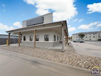 5916 SW Topeka BLVD, Topeka, KS 66619