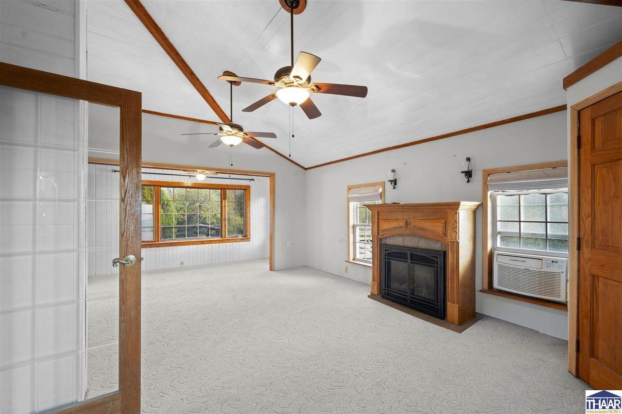 2074 West 300 S, Crawfordsville, IN 47933