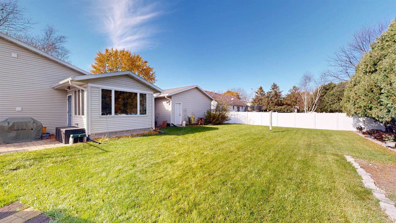736 Lucas Lane, Jefferson, WI 53549