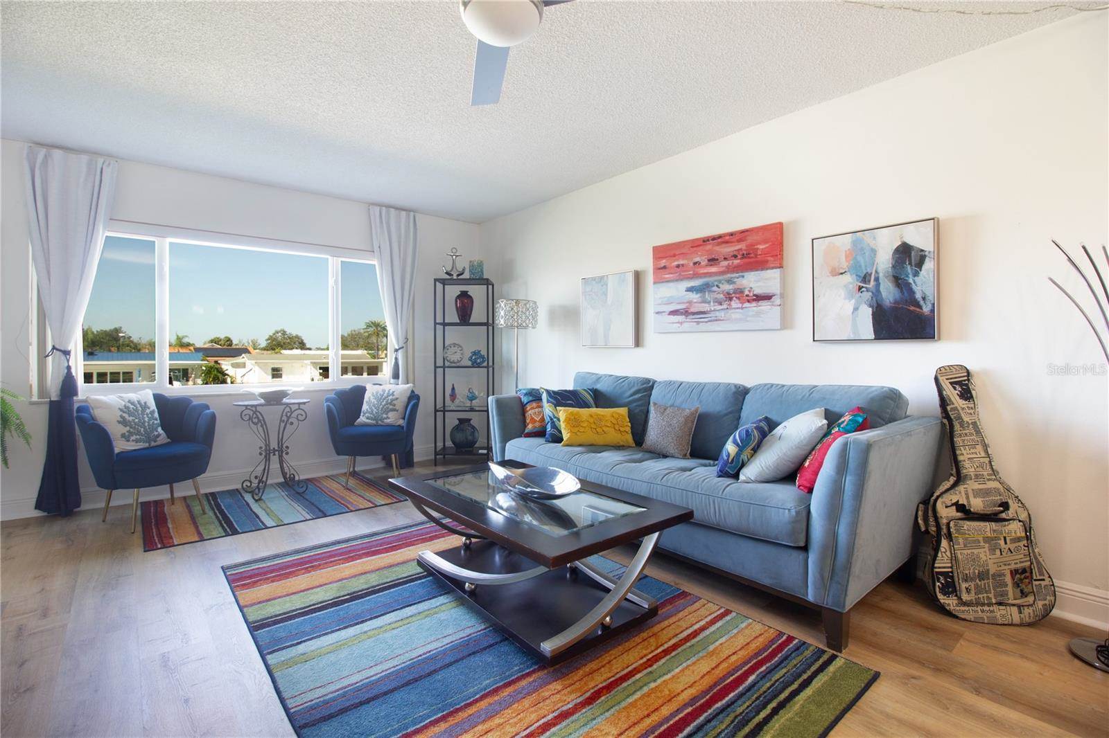 4725 Cove Circle, #207, Saint Petersburg, FL 33708