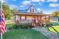 704 6th St, Elgin, OK 73538