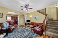 704 6th St, Elgin, OK 73538