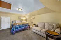 704 6th St, Elgin, OK 73538