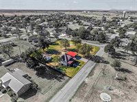 704 6th St, Elgin, OK 73538