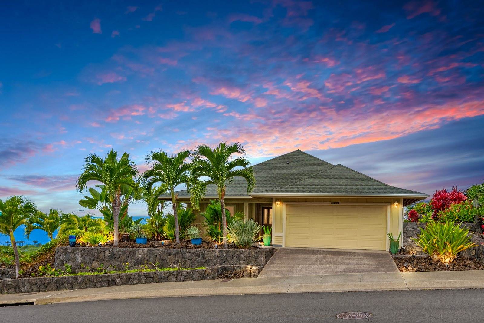 75-6096 Haku Mele Pl, Kailua-Kona, HI 96740