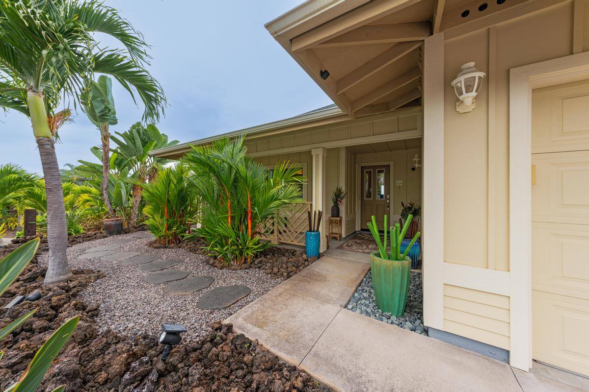 75-6096 Haku Mele Pl, Kailua-Kona, HI 96740