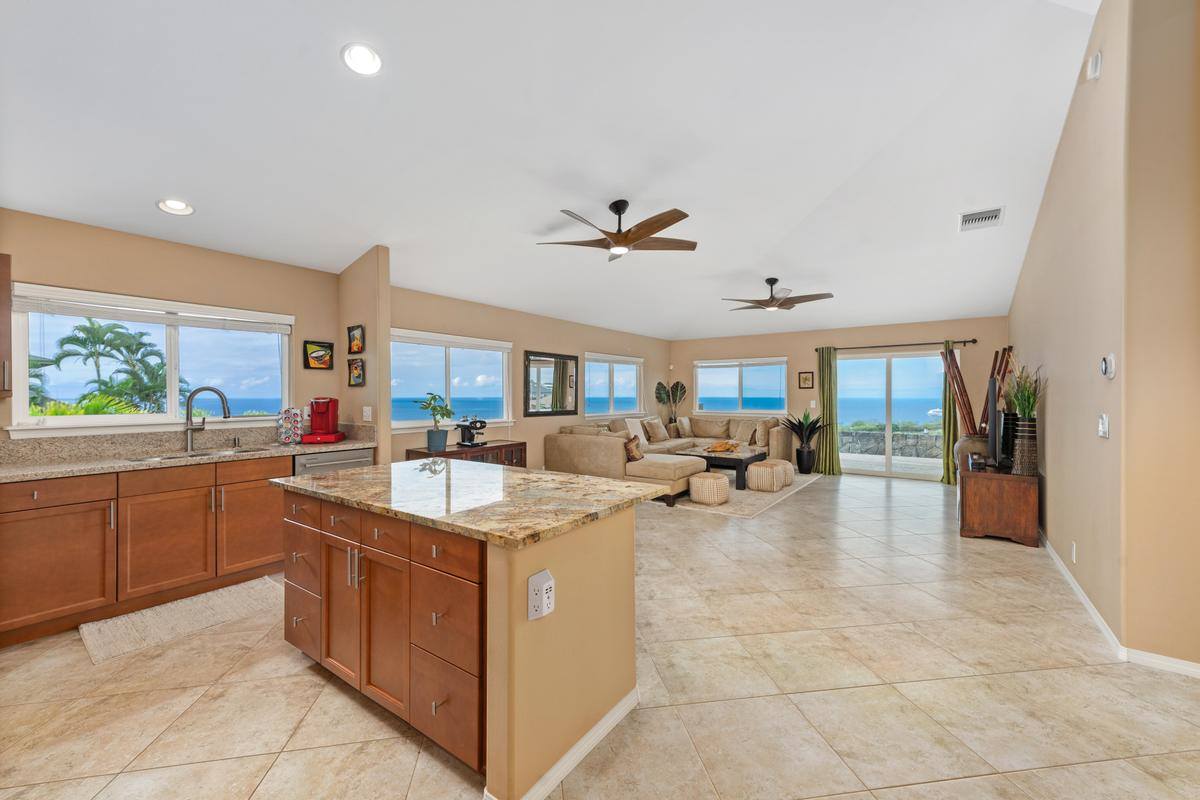 75-6096 Haku Mele Pl, Kailua-Kona, HI 96740