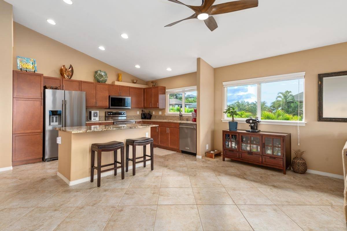 75-6096 Haku Mele Pl, Kailua-Kona, HI 96740
