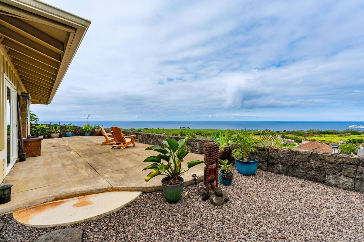 75-6096 Haku Mele Pl, Kailua-Kona, HI 96740