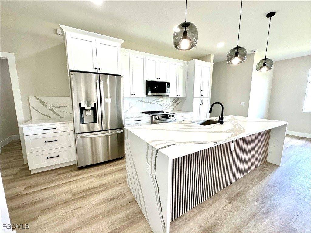 3208 7th Street West, Lehigh Acres, FL 33971