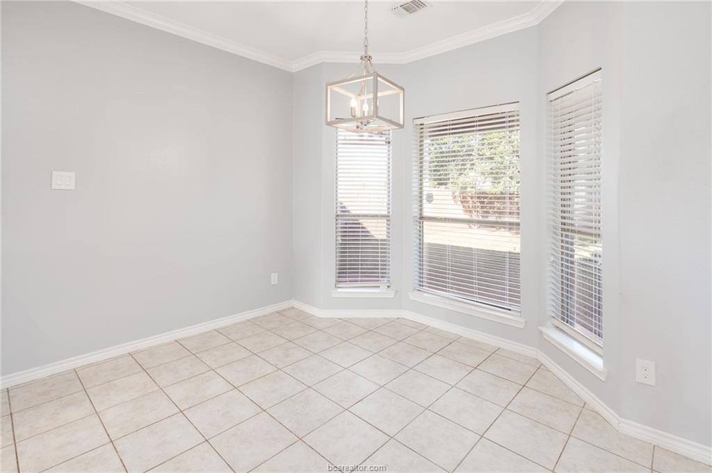 3715 Bridle Court, College Station, TX 77845