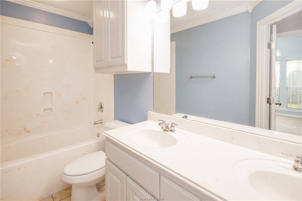 3715 Bridle Court, College Station, TX 77845