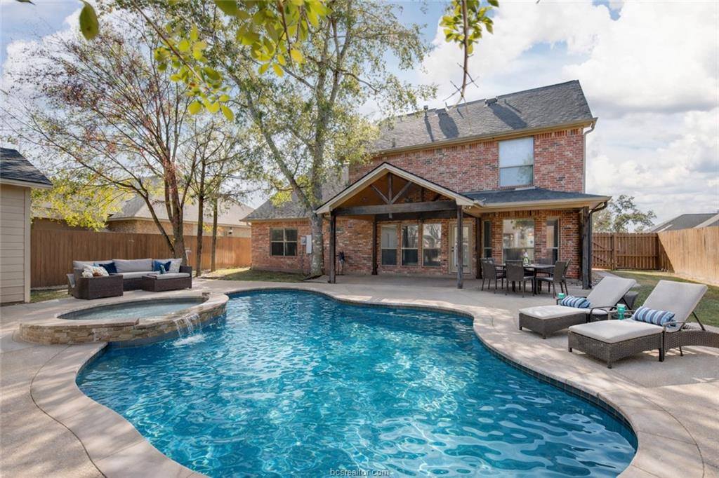 3715 Bridle Court, College Station, TX 77845
