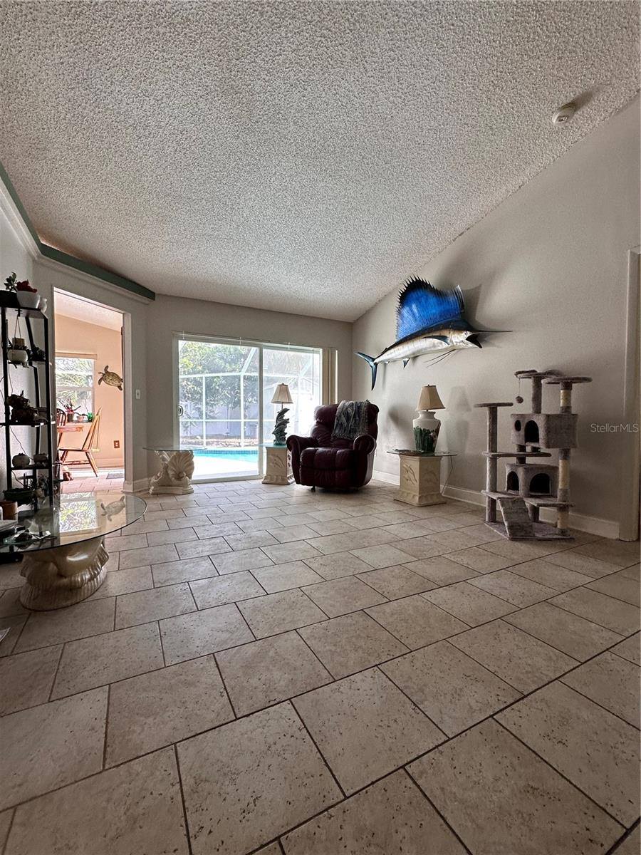 8313 Wrens Way, Largo, FL 33773