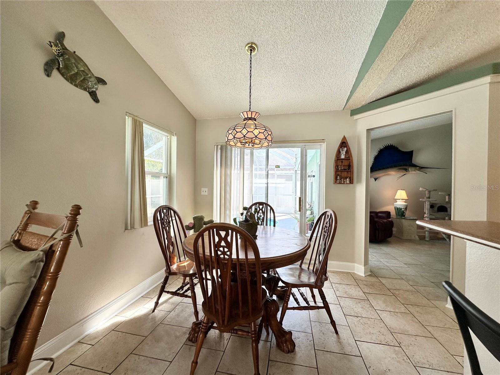 8313 Wrens Way, Largo, FL 33773