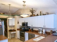 8313 Wrens Way, Largo, FL 33773