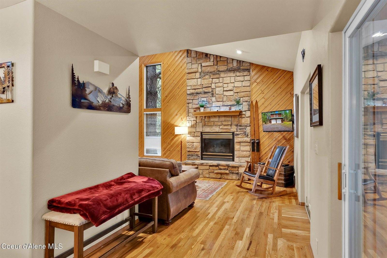 35 Shadow Mountain Rd, Sandpoint, ID 83864