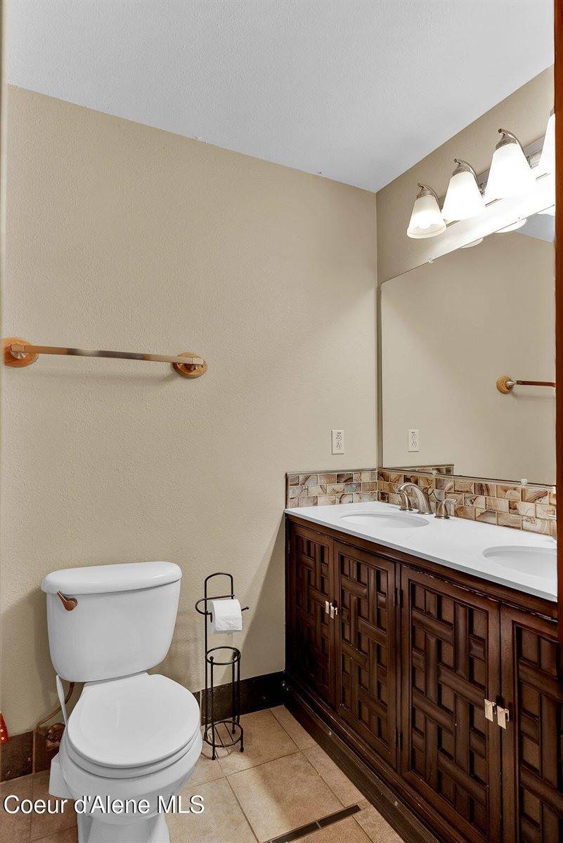 35 Shadow Mountain Rd, Sandpoint, ID 83864