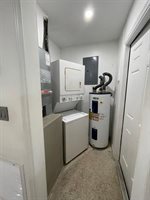 975 NE 40th St C, Oakland Park, FL 33334