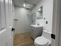 975 NE 40th St C, Oakland Park, FL 33334