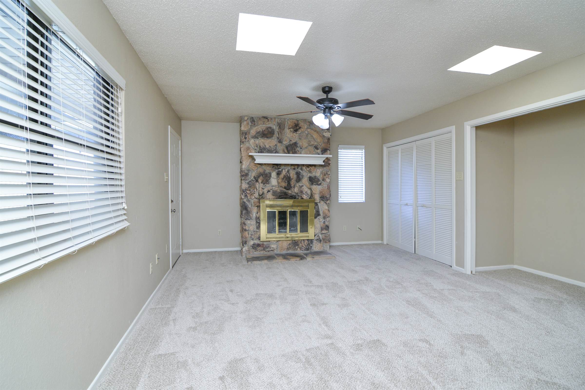 801 13th Street, Shallowater, TX 79363