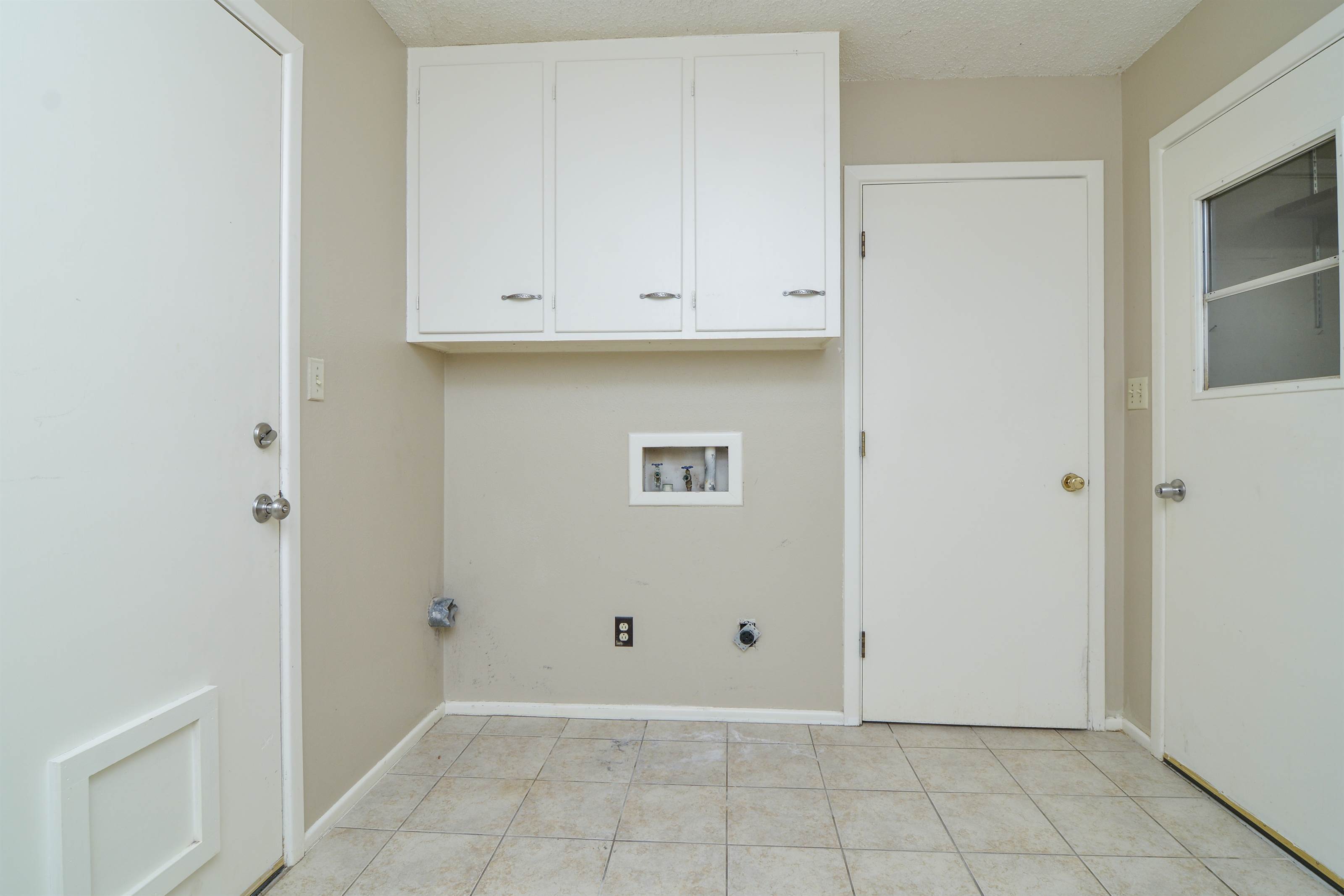 801 13th Street, Shallowater, TX 79363