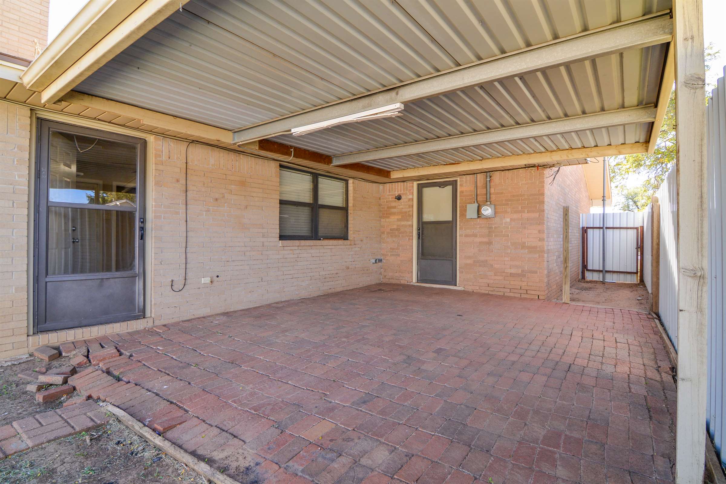 801 13th Street, Shallowater, TX 79363