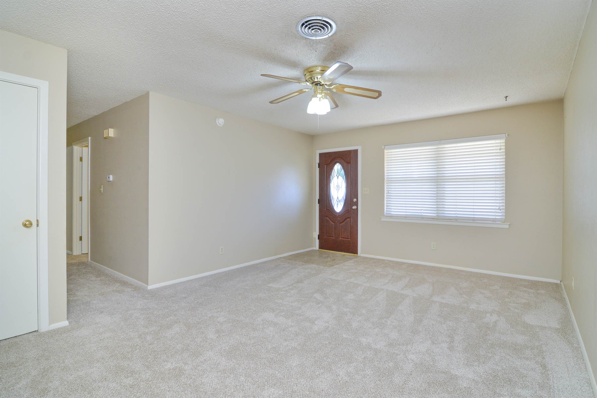 801 13th Street, Shallowater, TX 79363