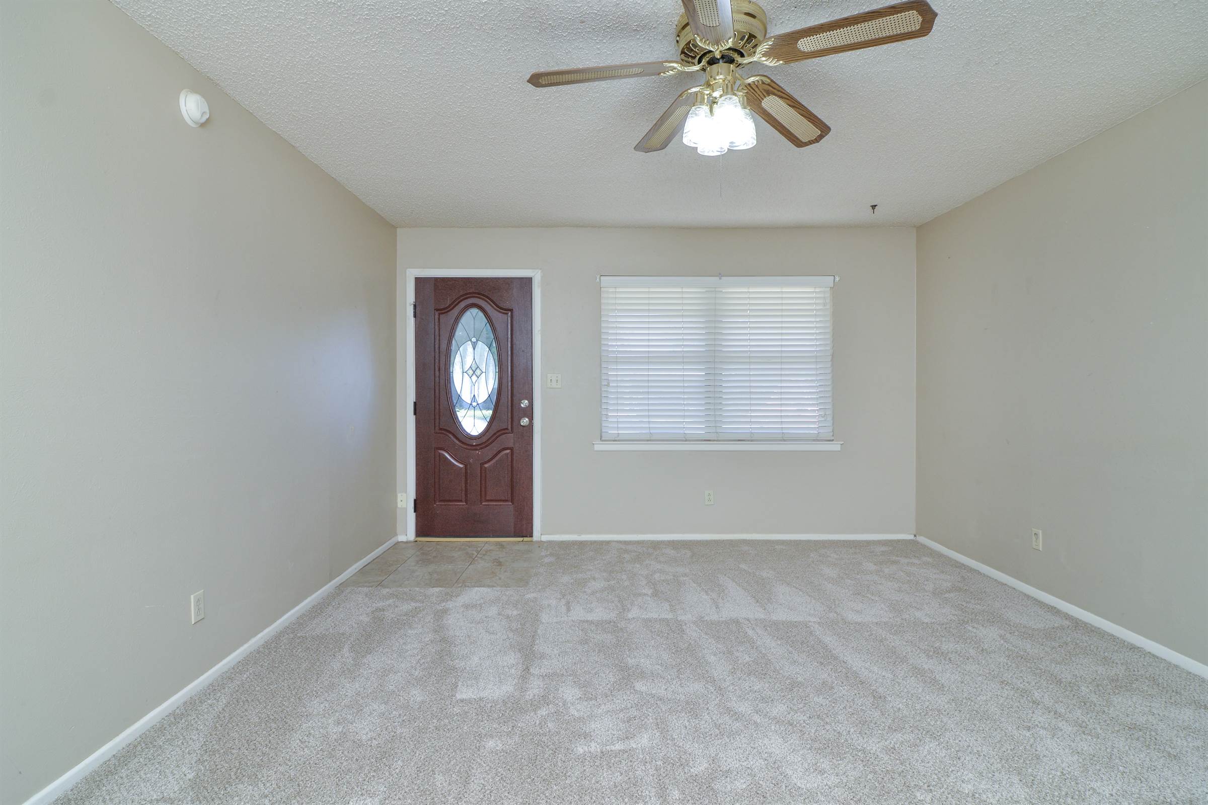 801 13th Street, Shallowater, TX 79363