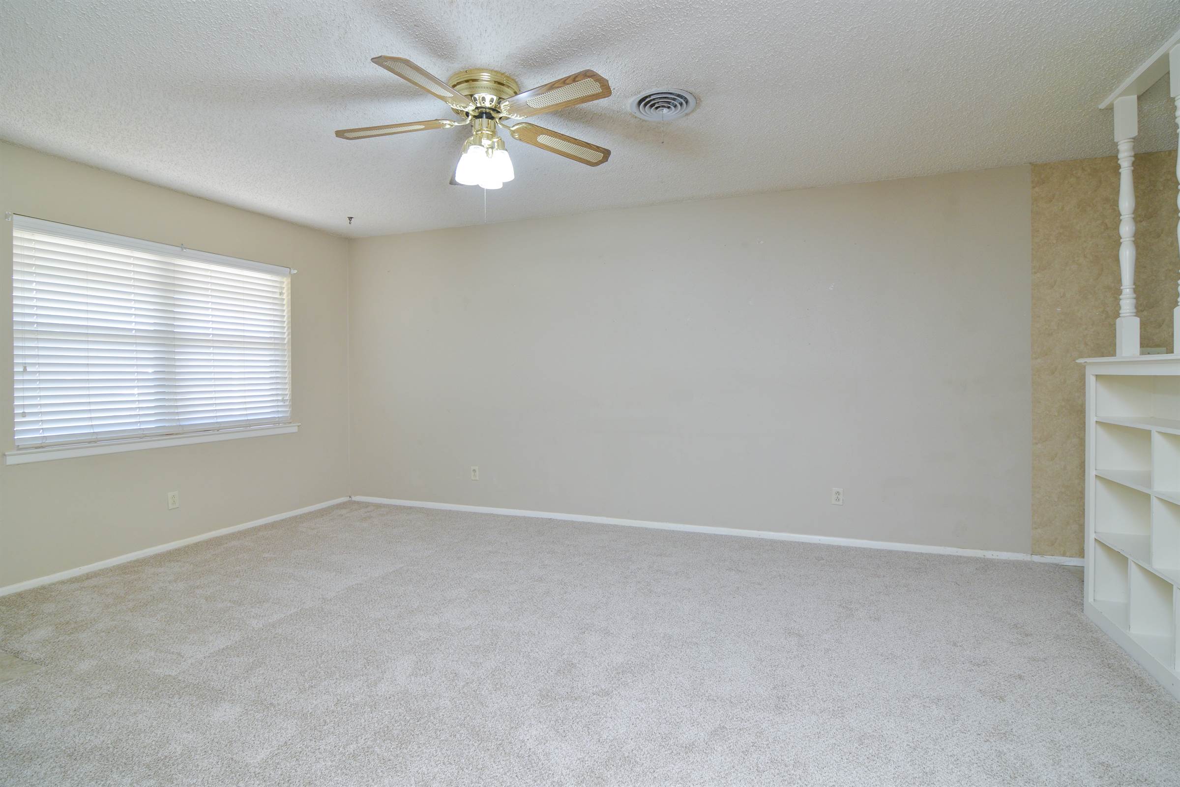 801 13th Street, Shallowater, TX 79363