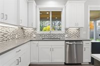 28337 SW Morningside Ave, Wilsonville, OR 97070