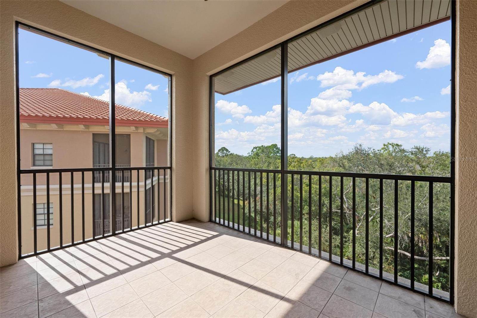 7710 Lake Vista Court, Lakewood Ranch, FL 34202