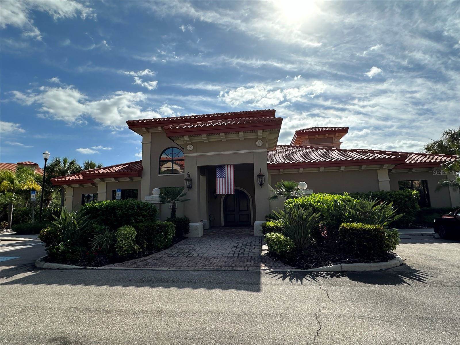 7710 Lake Vista Court, Lakewood Ranch, FL 34202