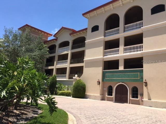 7710 Lake Vista Court, Lakewood Ranch, FL 34202