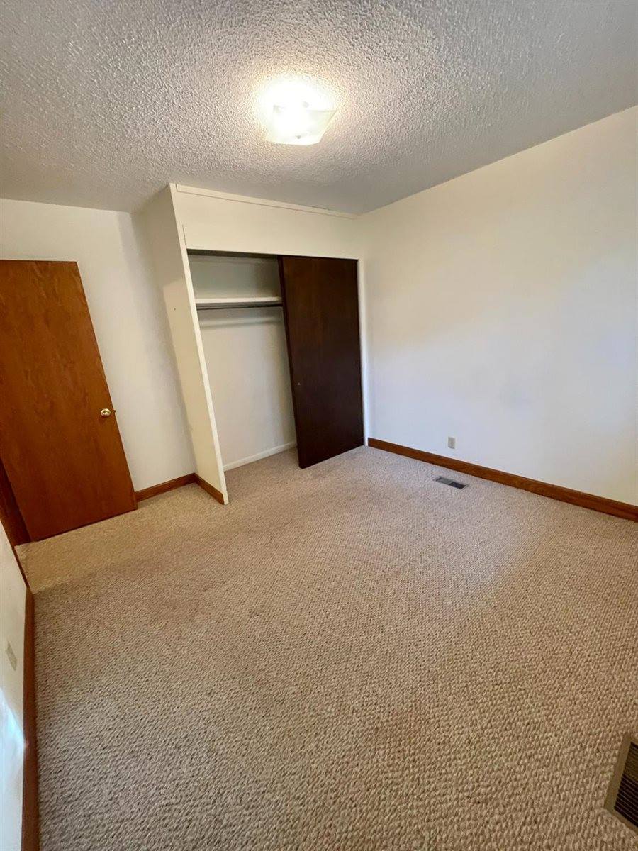 1308 South Ojibwa Street, Satanta, KS 67870