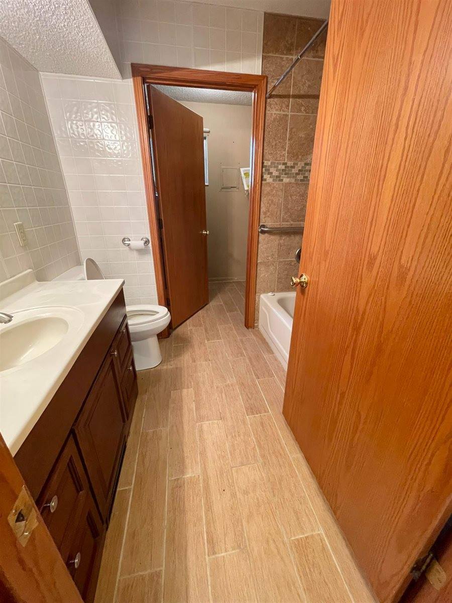 1308 South Ojibwa Street, Satanta, KS 67870