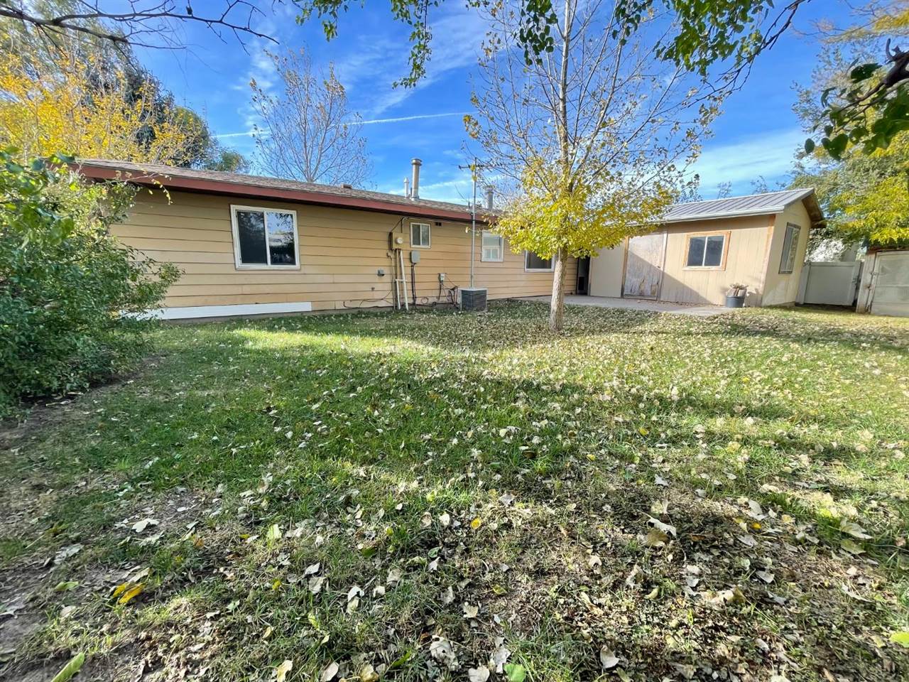 1308 South Ojibwa Street, Satanta, KS 67870