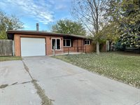 1308 South Ojibwa Street, Satanta, KS 67870