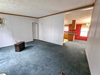 493 Banners Corner Road, Castlewood, VA 24224