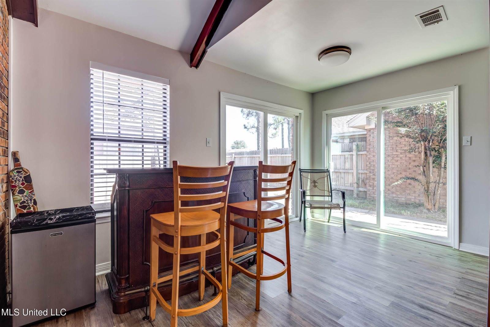 883 Laurelwood Drive, Biloxi, MS 39532