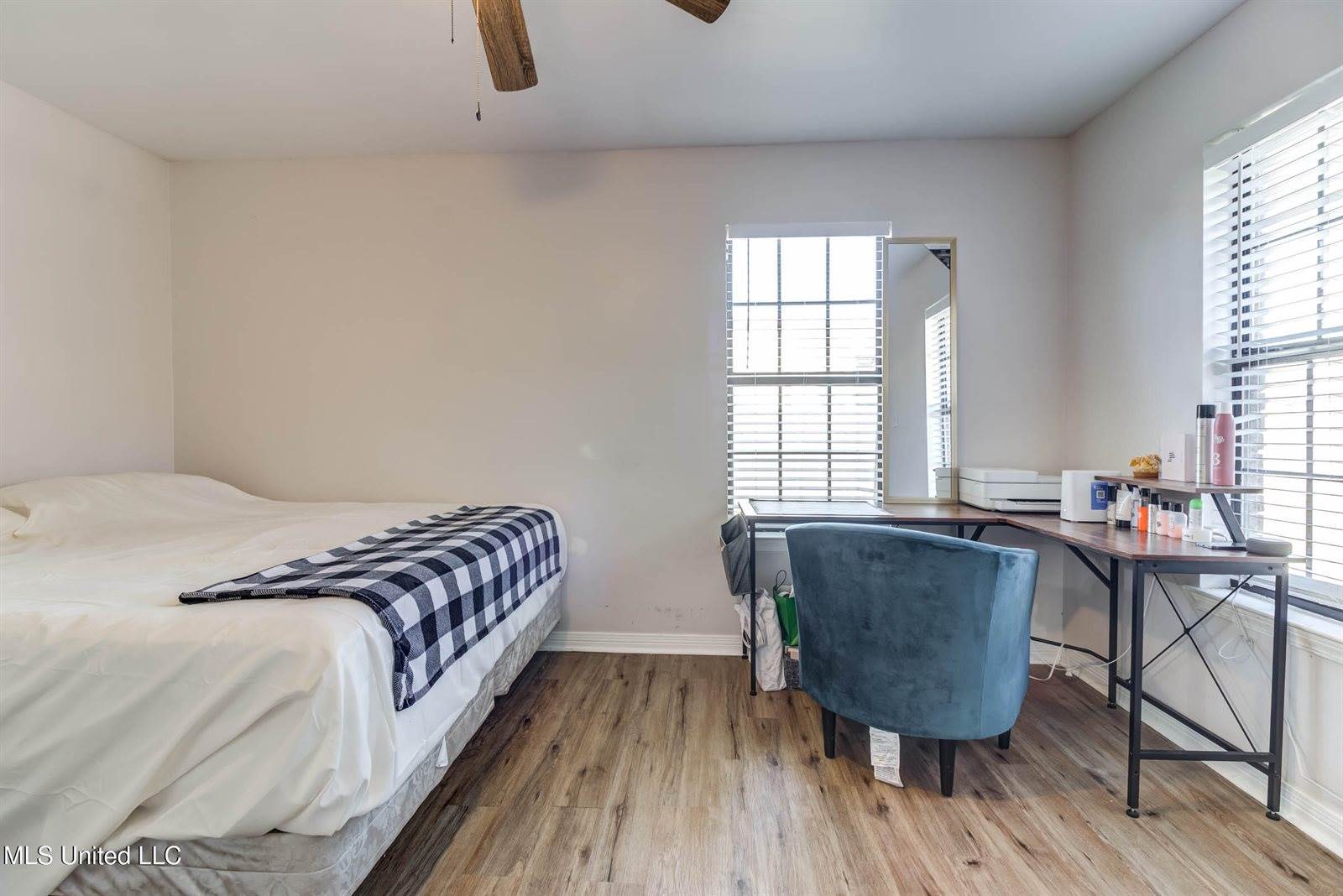 883 Laurelwood Drive, Biloxi, MS 39532