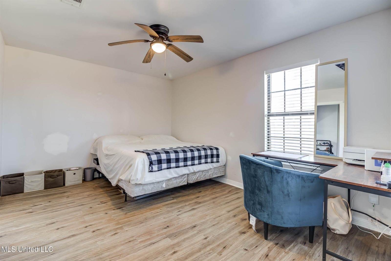 883 Laurelwood Drive, Biloxi, MS 39532