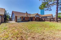 883 Laurelwood Drive, Biloxi, MS 39532