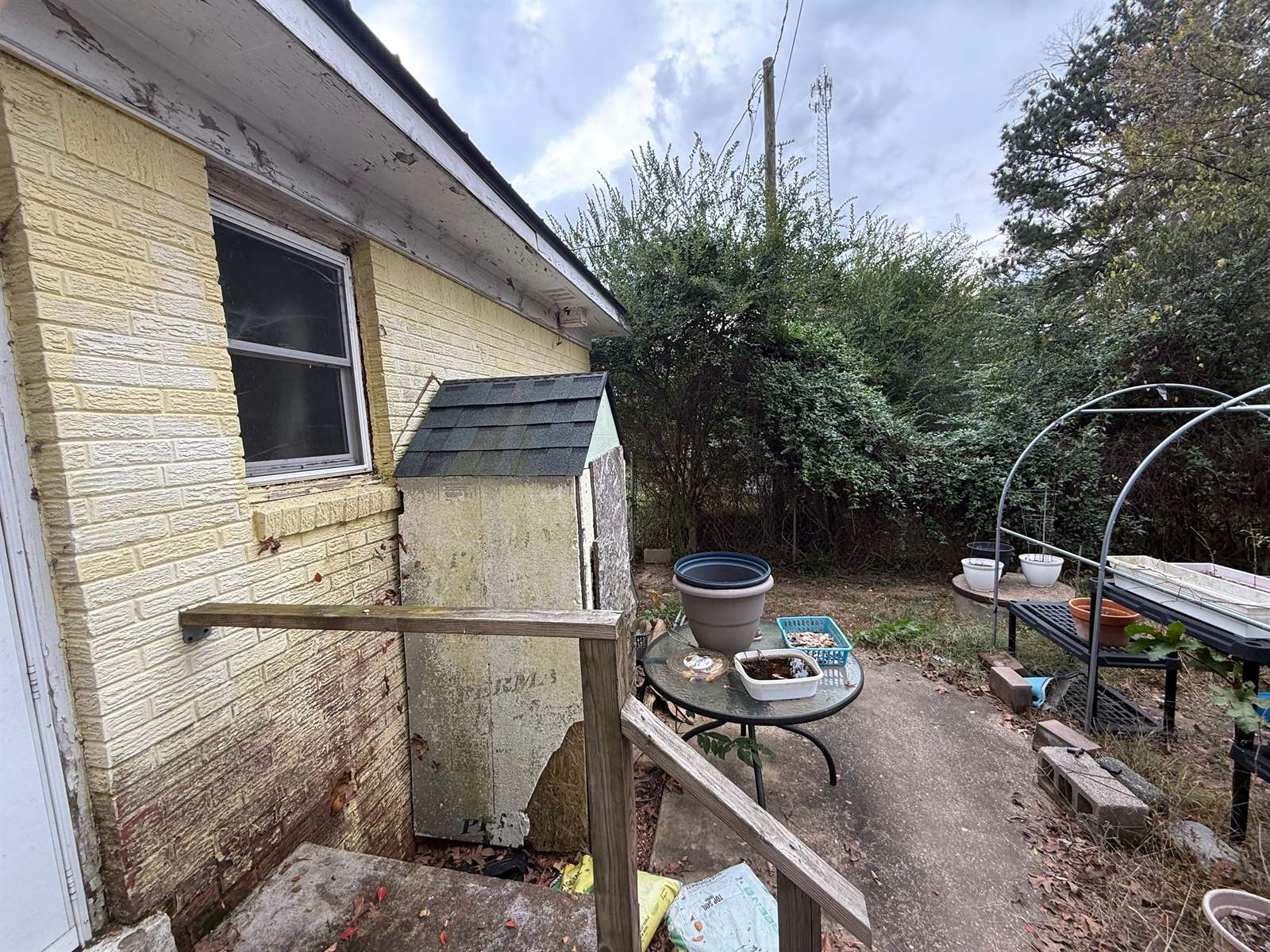 510 Rosewood Dr, Savannah, TN 38372